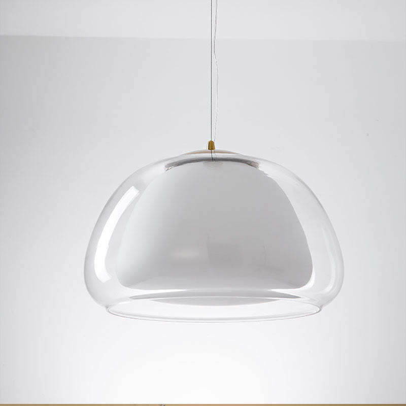 Moderne verlichting, jelly hanglamp met heldere glazen kap; ideaal voor boven een bar.