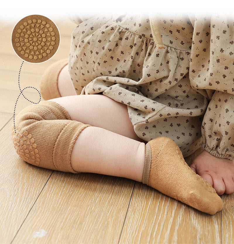 Huidvriendelijke, comfortabele baby kniebeschermers met anti-slip voor actieve peuters die de wereld ontdekken.