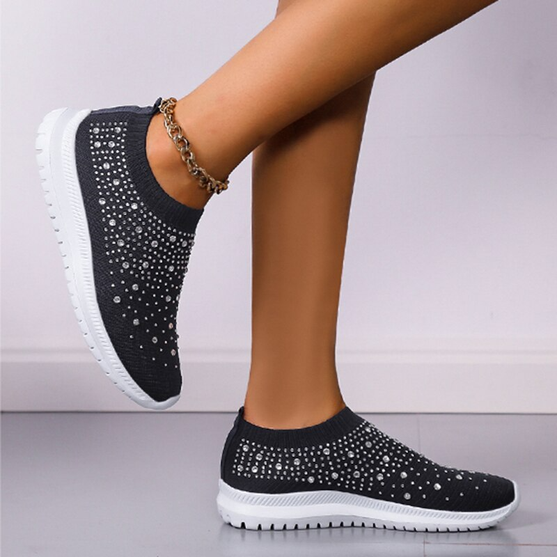 Ademende FreshSneaks dames sneakers, geschikt voor lente en zomer. Een must-have voor casual chic.