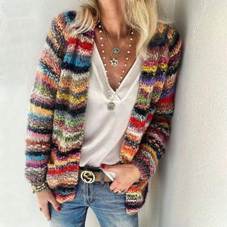 Kleurrijk wollen dames vest, warm en stijlvol, ideaal voor herfst- en wintermode. Comfortabele gebreide dameskleding.