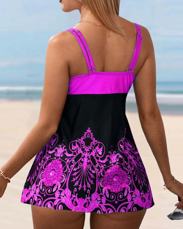 Modieus tweedelig dames badpak met unieke trendy print, perfecte zwemkleding voor de zomer.