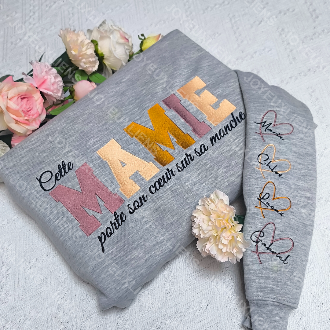 Comfortabel geborduurd sweatshirt, gepersonaliseerd met sterke familieband.
