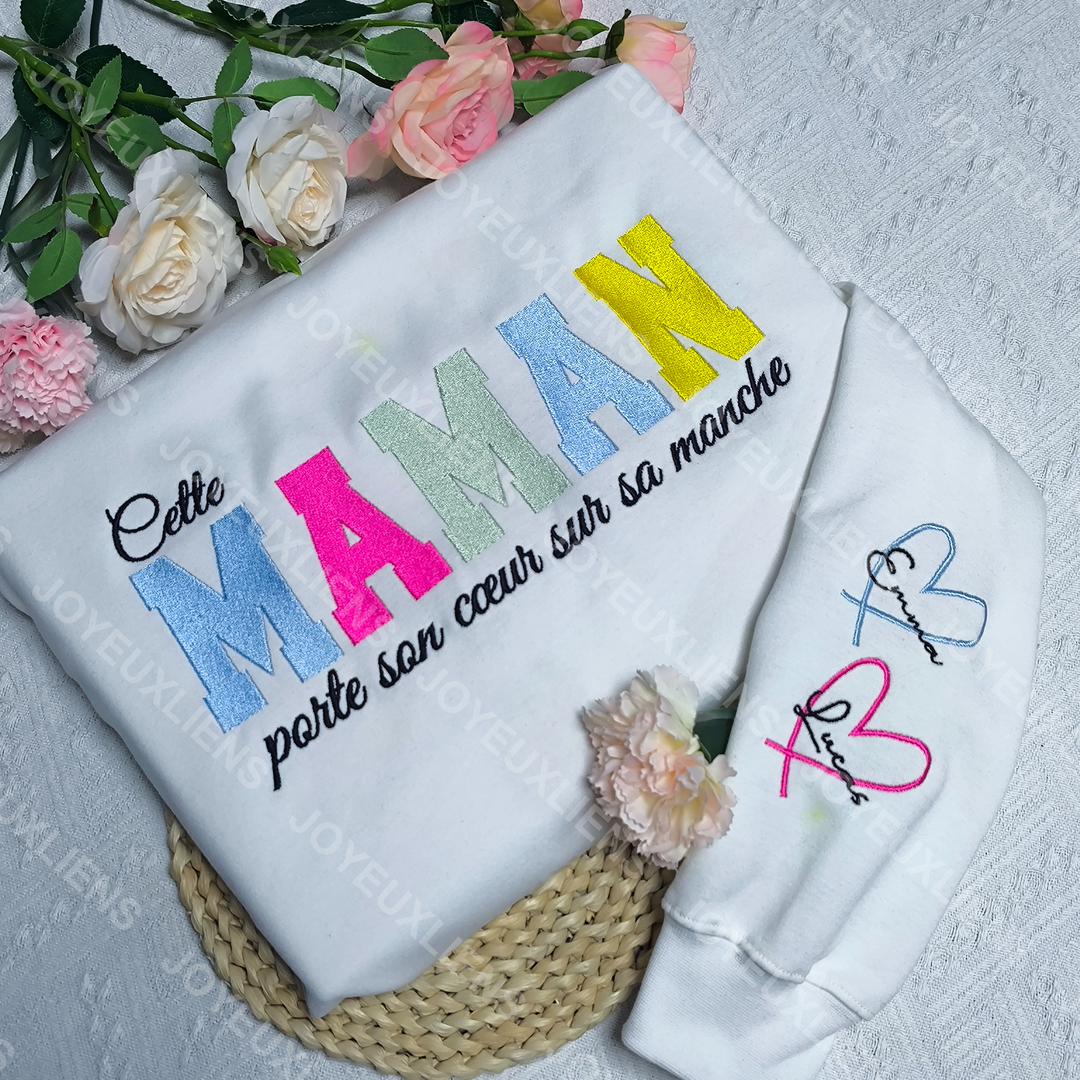 Uniek geborduurd familie T-shirt, comfortabel voor mama en vol liefde.