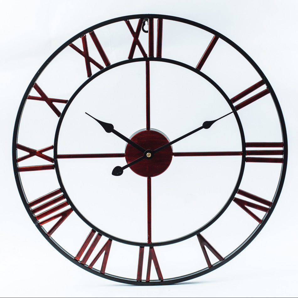IJzeren retro wandklok in diverse kleuren (zwart, zilver), sfeervolle muurdecoratie voor thuis.