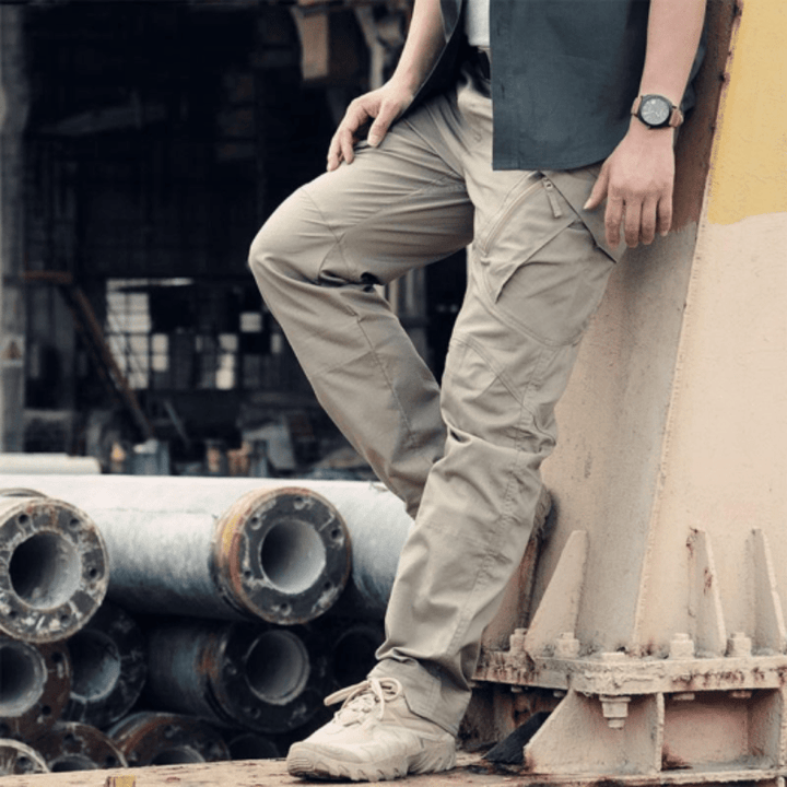 Heren tactische cargo broek, duurzaam en comfortabel, perfect voor outdoor en avontuurlijke heren.