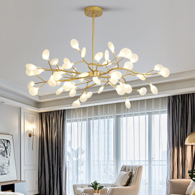 Design LED kroonluchter met uniek vuurvlieg design; stijlvolle moderne plafondlamp.
