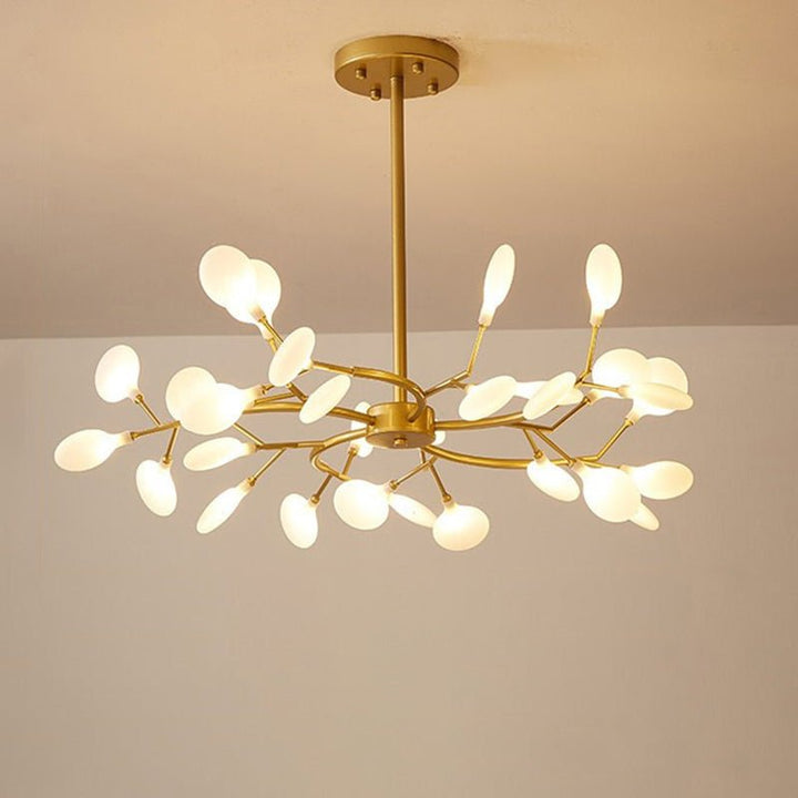Stijlvolle eetkamer lamp; LED vuurvlieg design kroonluchter, perfect voor moderne interieurs.