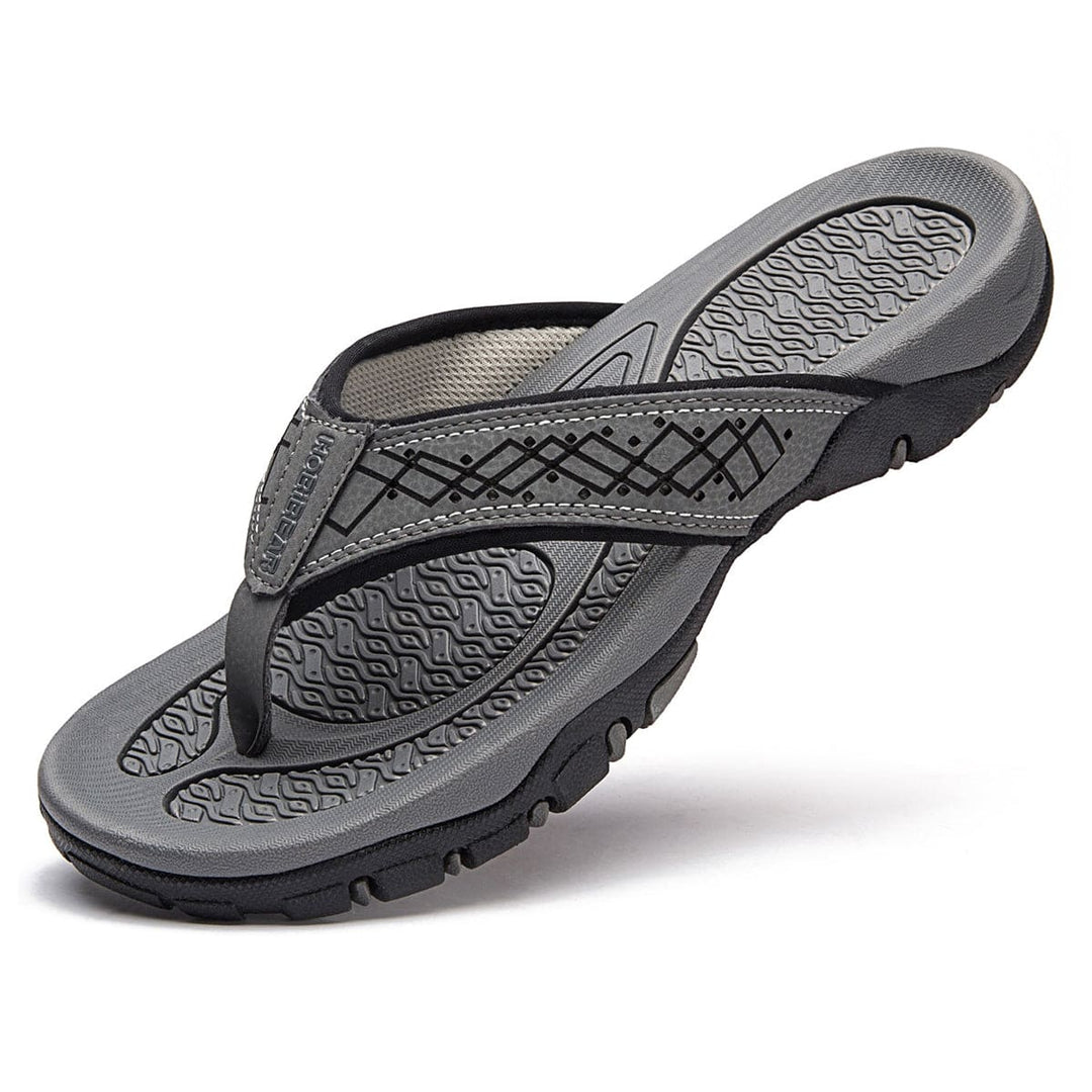 Comfortabele Liam herenslippers met voetondersteuning, perfect voor dagelijks gebruik.