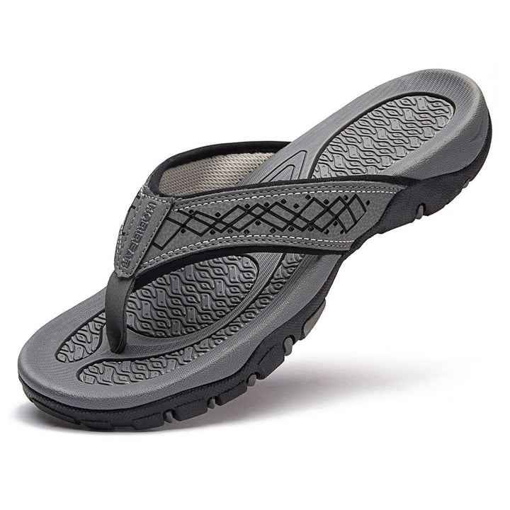 Comfortabele Liam herenslippers met voetondersteuning, perfect voor dagelijks gebruik.