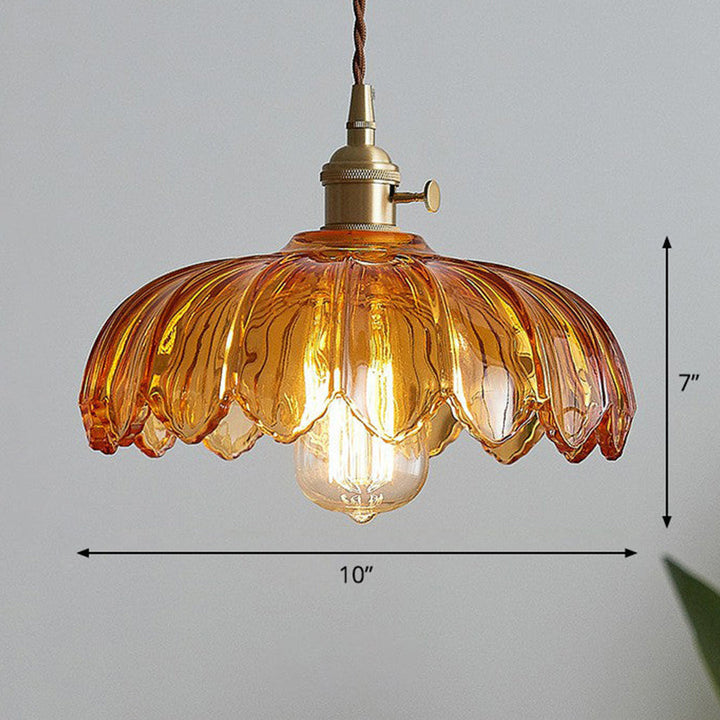Witte bellen design hanglamp, strakke en stijlvolle verlichting voor de keuken.