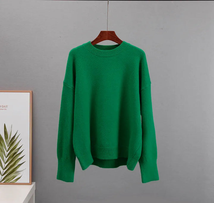 Trendy oversized kasjmier trui, warm en modieus voor de moderne vrouw die comfort zoekt.