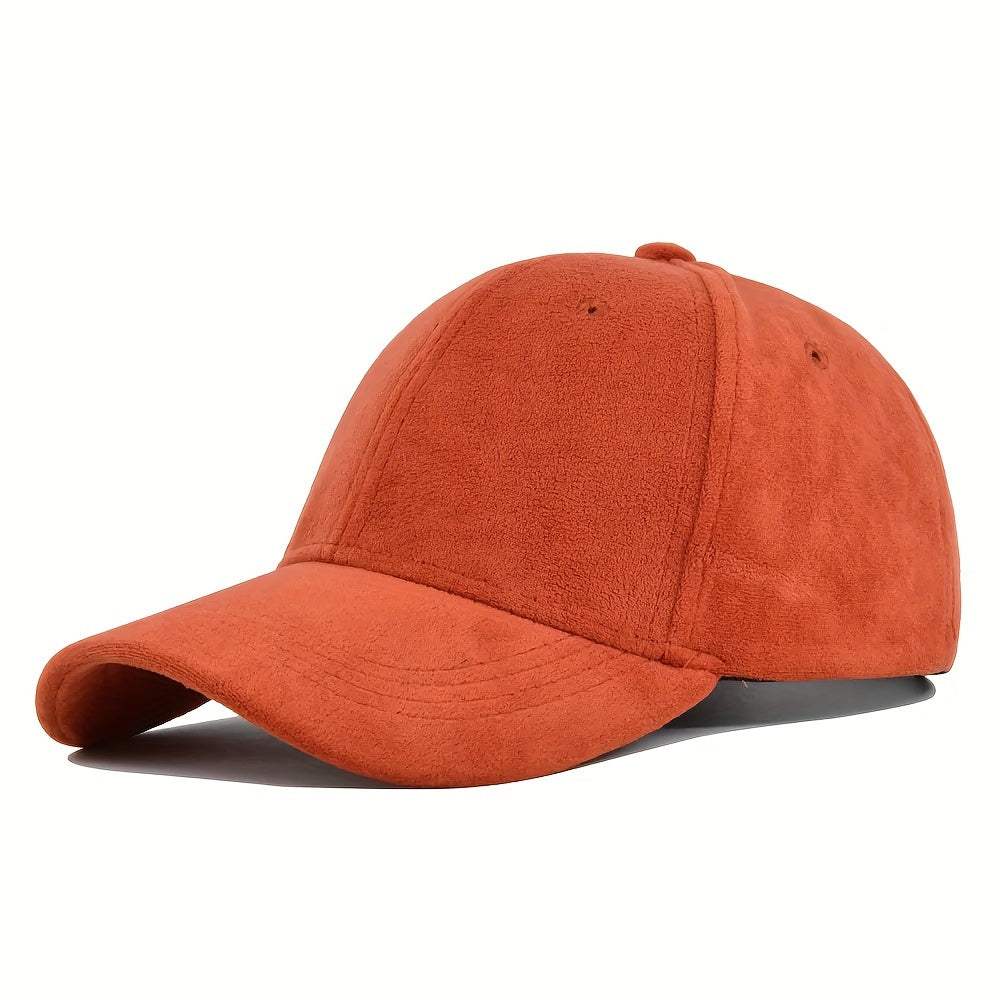 De veelzijdige suède pet, geschikt voor zowel casual uitjes als semi-formele bijeenkomsten.