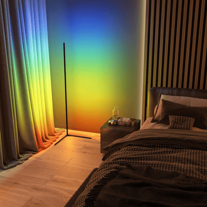 Levendige multi-kleur LED vloerlamp, dimbaar voor gepersonaliseerde sfeerverlichting en lichteffecten.