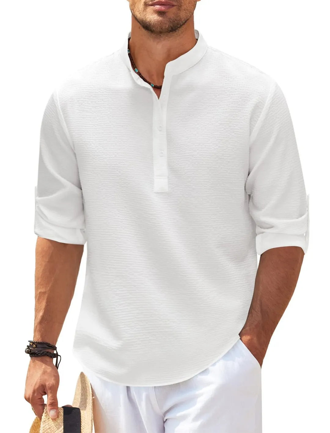 Comfortabel herenshirt: lange mouwen, opstaande kraag. Effen, veelzijdig voor casual en formele outfits.