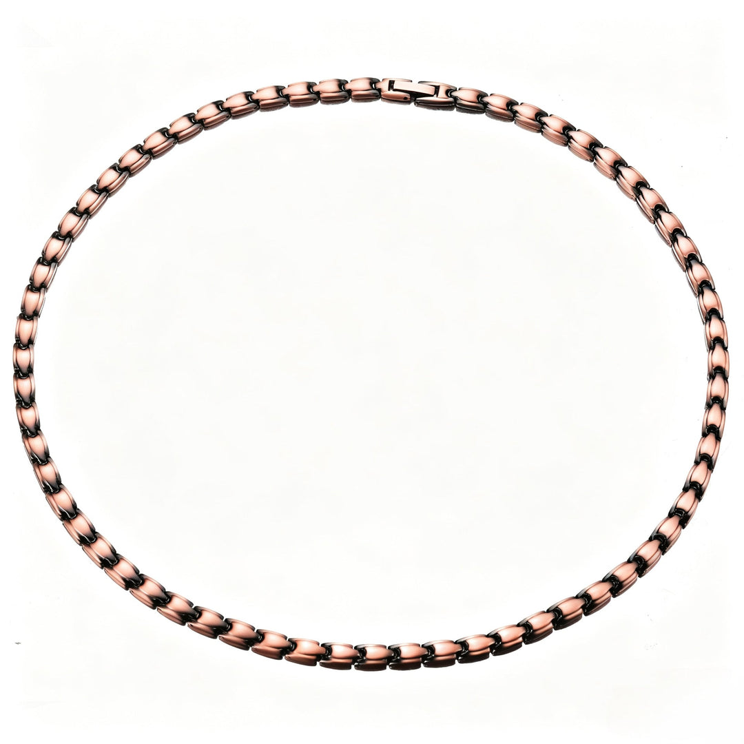 Elegante gevlochten koperen ketting, unisex sieraad, perfect voor dames en heren die vintage look waarderen.