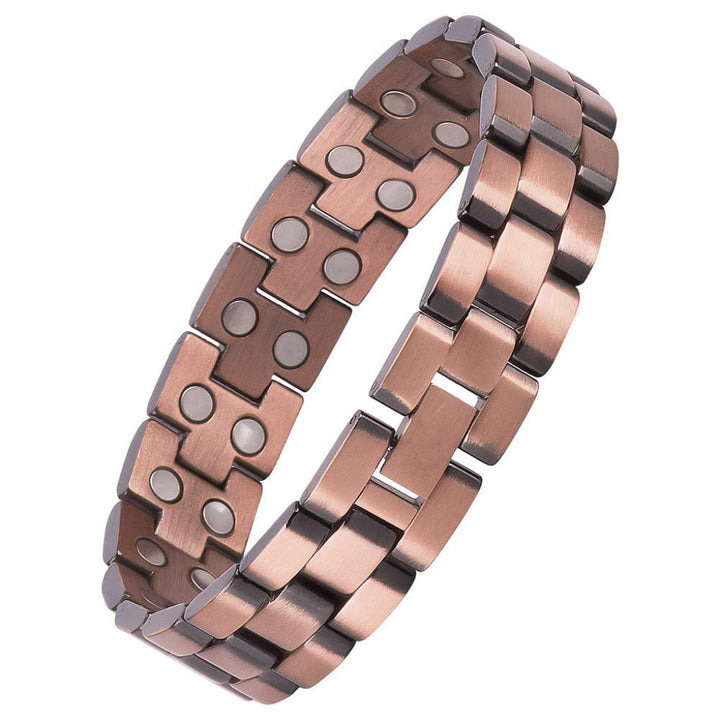 Veelzijdige retro damesarmband van messing, makkelijk te combineren met elke outfit. Een elegant vintage sieraad.