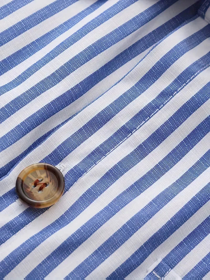 Heren gestreept overhemd, slim fit, lange mouwen, met nette kraag en knoopsluiting.