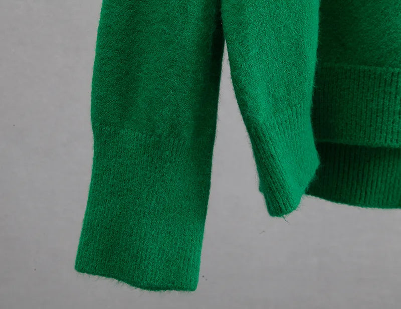 Veelzijdige kasjmier trui voor vrouwen, ideaal als winterkleding of casual outfit, altijd stijlvol.
