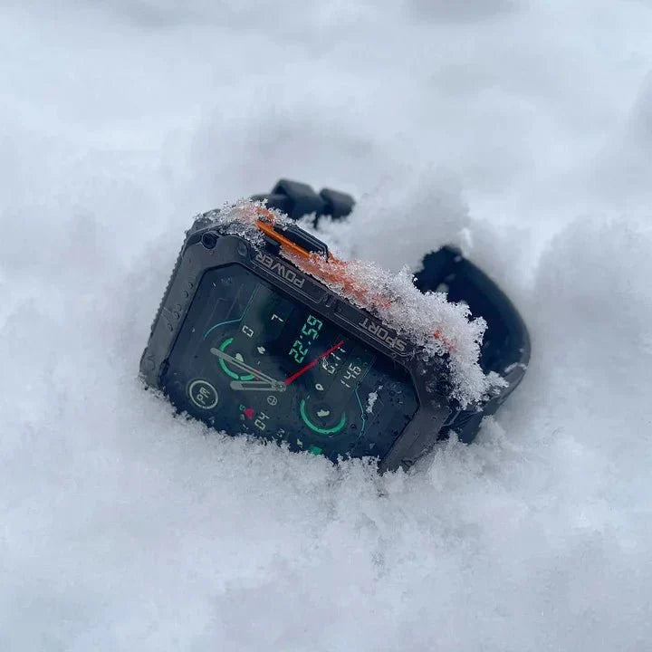 Duurzame sportieve heren smartwatch, onverwoestbaar en waterdicht, met gezondheidsfuncties voor actieve mannen.