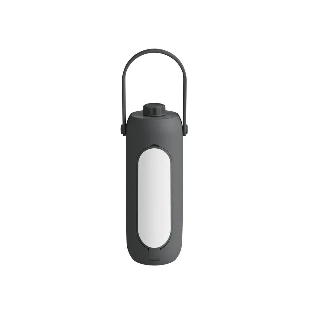 Krachtige LumiCamp draagbare LED lamp met helder licht, perfect als buitenverlichting voor grote gebieden.