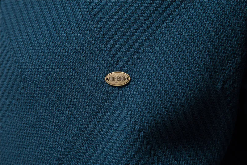 Dit casual heren ritsvest combineert warmte en stijl. Een must-have voor de herfst- en wintermode.