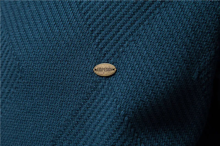 Dit casual heren ritsvest combineert warmte en stijl. Een must-have voor de herfst- en wintermode.
