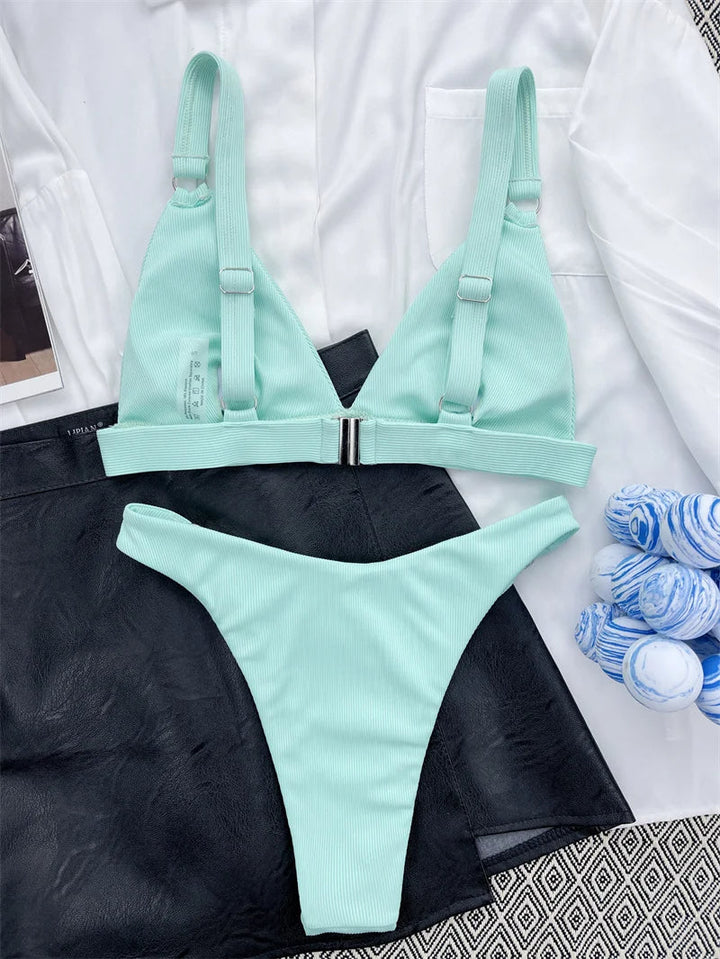Elegantie aan het strand: Vera dames bikini, Braziliaanse stijl, met ring details en push-up.