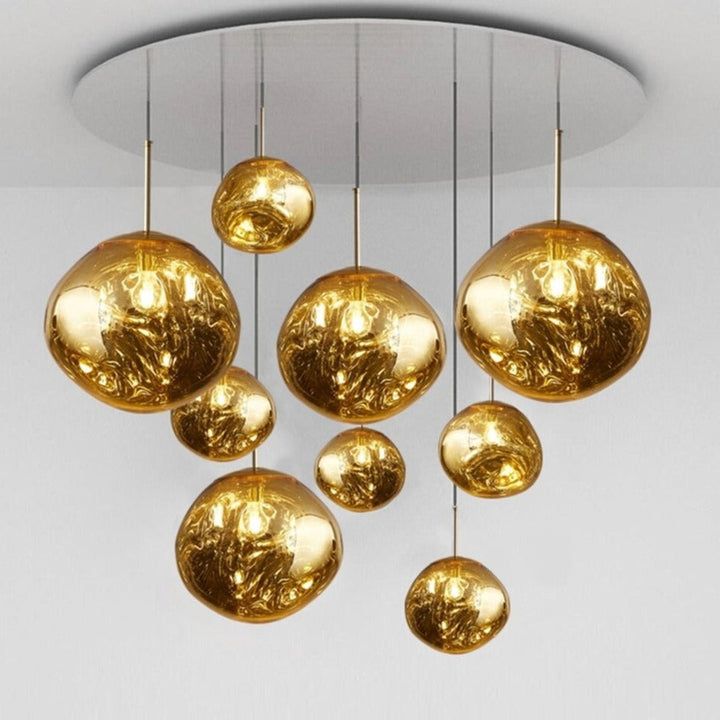 Decoratieve LED eetkamerlamp Lumaé. Stijlvolle hanglamp die een warme sfeer boven tafel creëert.