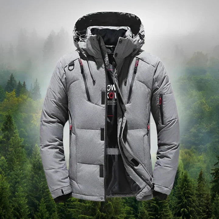 Comfortabele heren winterjas Arctic, gemaakt van polyester. Stijlvolle, warme buitenjas voor mannen die warmte zoeken.