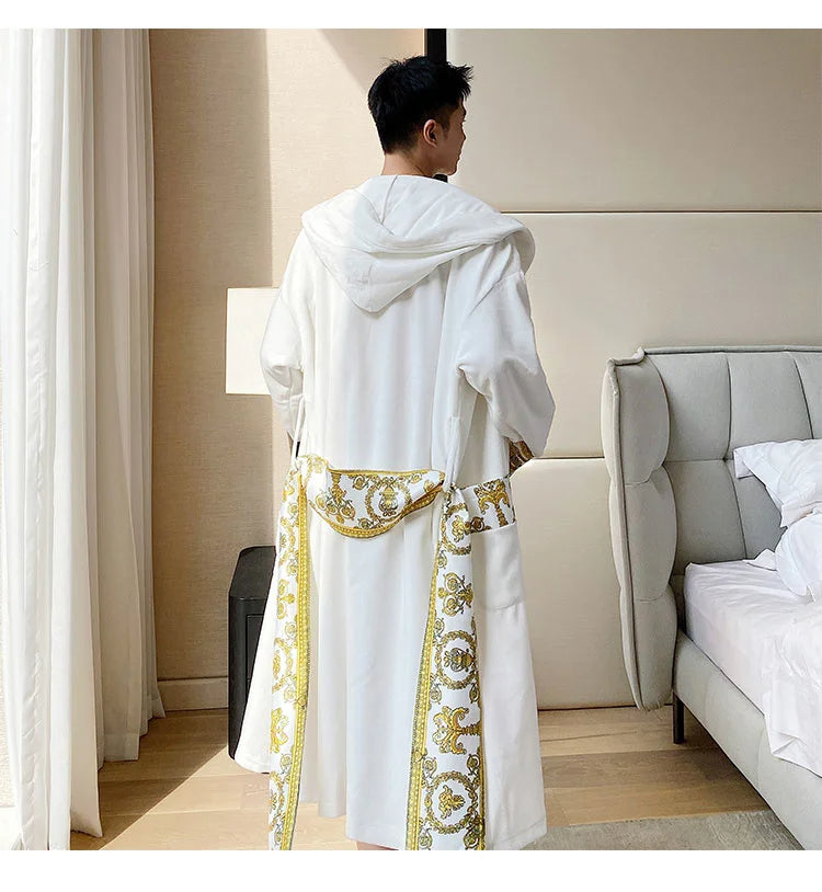 Heren fluwelen badjas, ultiem comfort en warmte voor koude avonden thuis.
