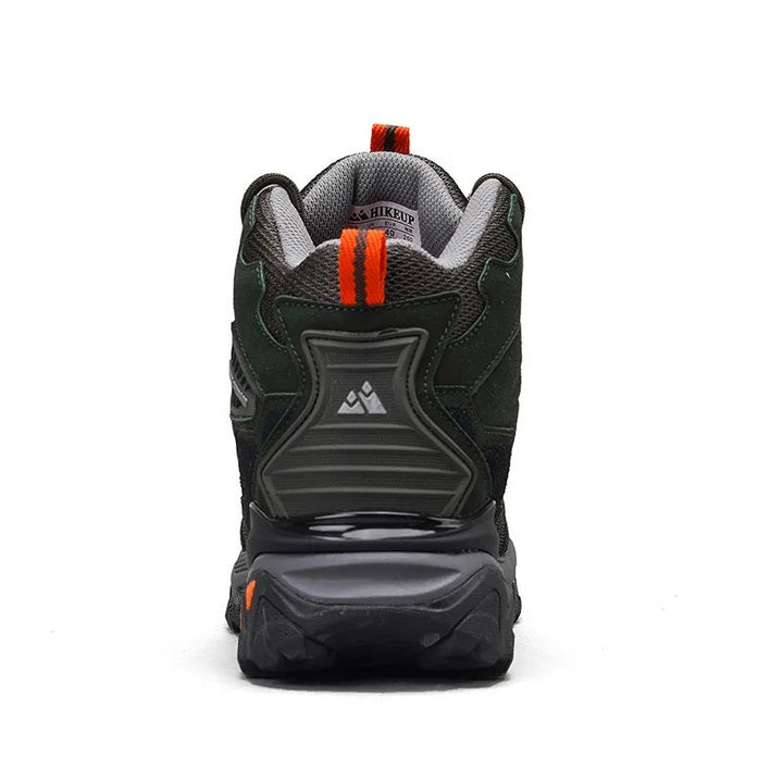 Grijze heren waterdichte outdoor schoenen, hoogmodel, voor comfortabele en lange trekkingavonturen.