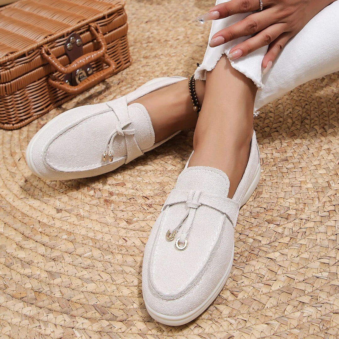 Comfortabele en stijlvolle dames loafers, perfect voor elke gelegenheid. Gemakkelijke slip-on instappers.