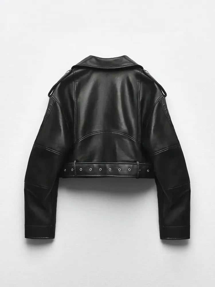 Stijlvol dames bikerjack; perfecte casual outerwear voor voorjaar en najaar. Modern en modieus jack.