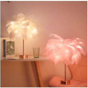 Roze verenlamp met warm LED licht, decoratieve sfeerlamp perfect voor slaapkamer of als woonkamer decoratie.