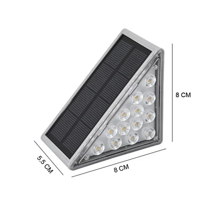 Set StepBright LED traplampen, stijlvolle en energiezuinige tuinverlichting voor optimale veiligheid.