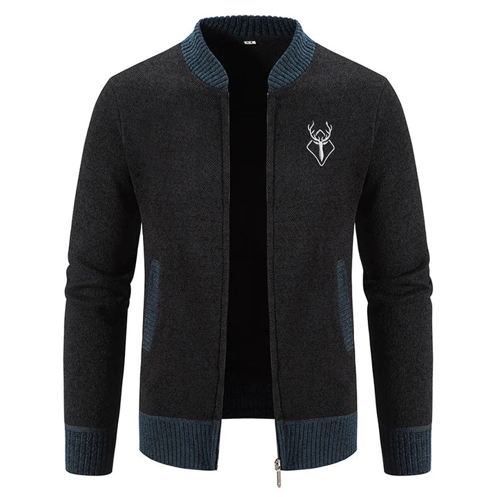 Comfortabel heren gebreid vest met fijne textuur, ideaal als warme trui voor koude dagen.