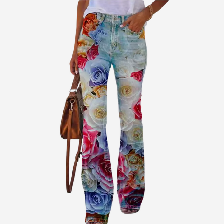 Casual dames jeans met flare pijpen. Spijkerbroek met modieus patroon, ideaal voor een trendy look.