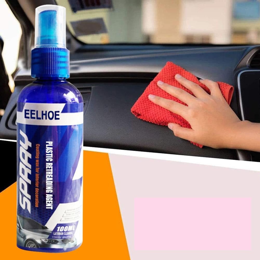 Detailfoto van auto met Nano Coating Spray die water afstoot en UV-bescherming biedt voor het exterieur.