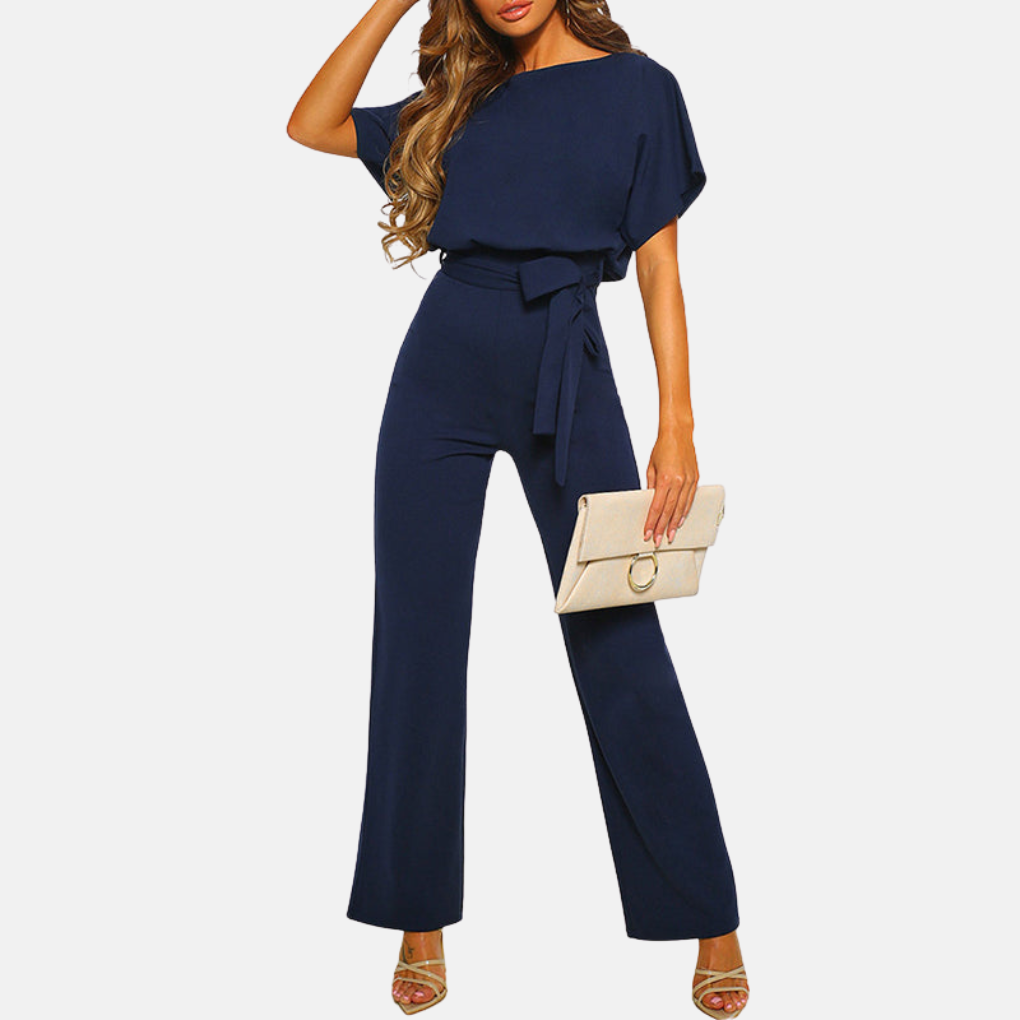 Elegante dames zomerjumpsuit met wijde pijpen en korte mouwen, perfect voor feestjes of casual chic.