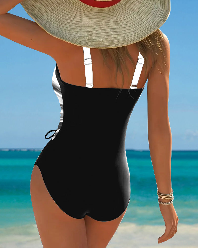 Dames tankini, corrigerende badmode met stijlvol detail op de schouder. Perfect voor strand en zwembad.