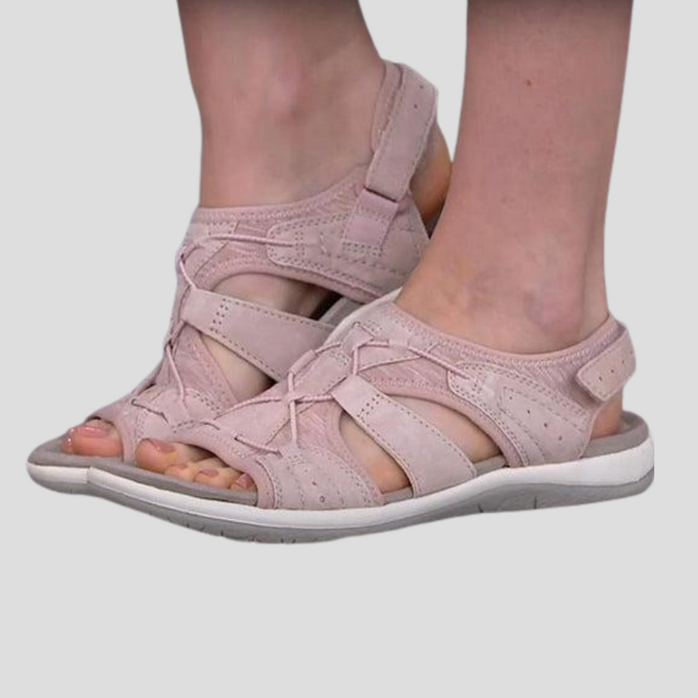 Elegante wigzool sandalen voor dames, met verstelbare bandjes. Perfect voor een stijlvolle zomerlook.