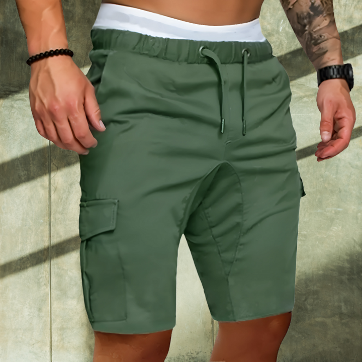 Praktische heren cargo shorts met verstelbare tailleband en ruime zakken, perfect voor outdoor avonturen.