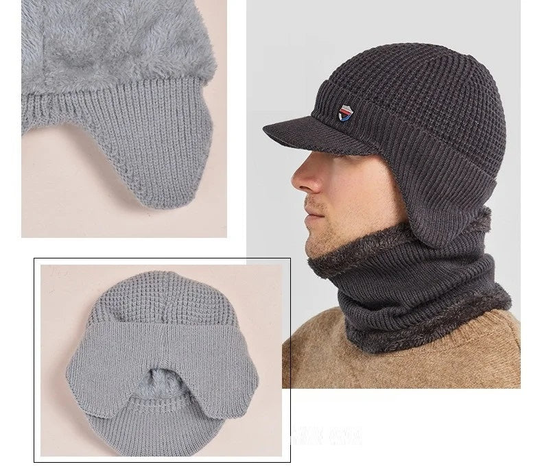 Modieuze gebreide herenmuts met klep. Stijlvol ontwerp, warm en perfect voor de winter.