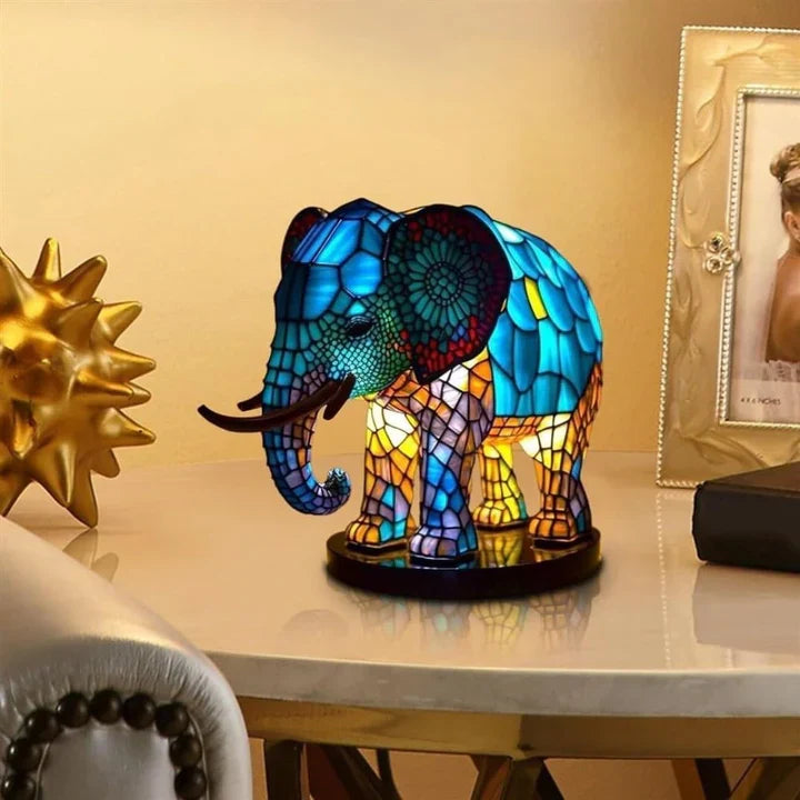 Uniek cadeau: decoratieve olifantenlamp met LED-licht, handgemaakt en ideaal voor dierenliefhebbers.