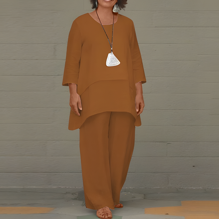 Elegante dames 2-delige set in blauw. Stijlvol en comfortabel voor lente en zomer. Ideale veelzijdige outfit.