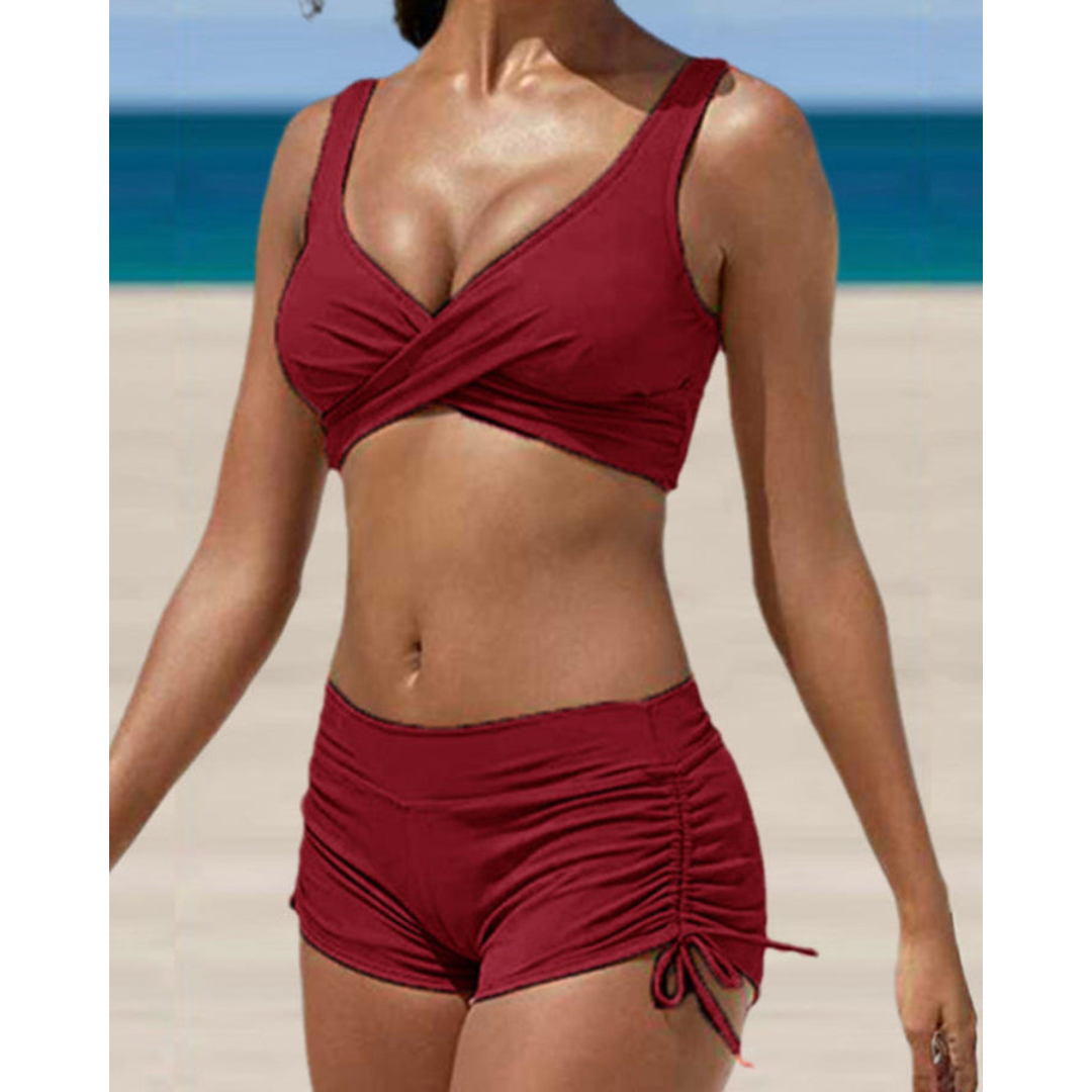Stijlvolle dames bikini met corrigerend effect, ideaal als comfortabele zwemkleding voor de zomer en het strand.