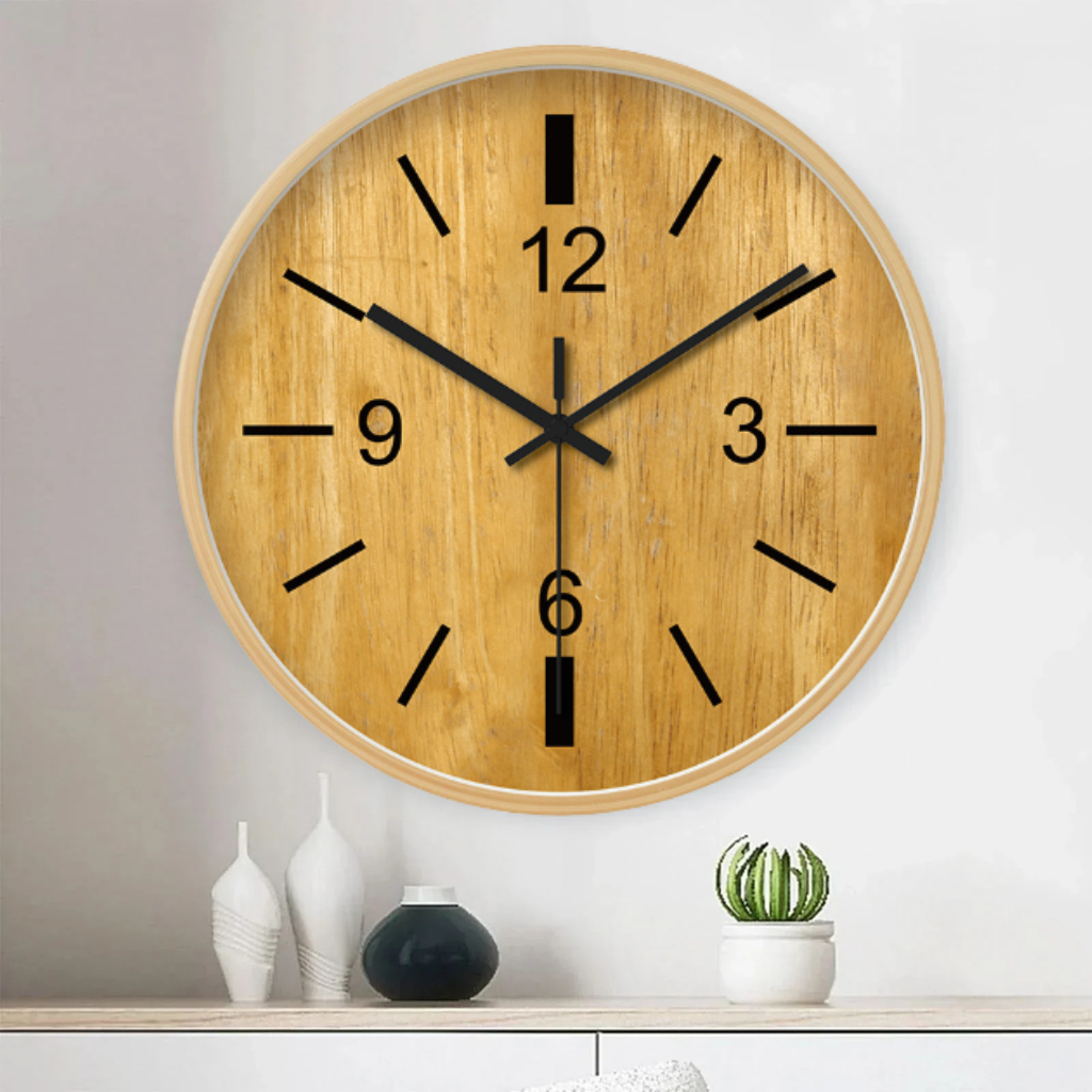 Stijlvolle houten wandklok (30 cm) met stil uurwerk. Natuurlijke huisdecoratie voor modern interieur.
