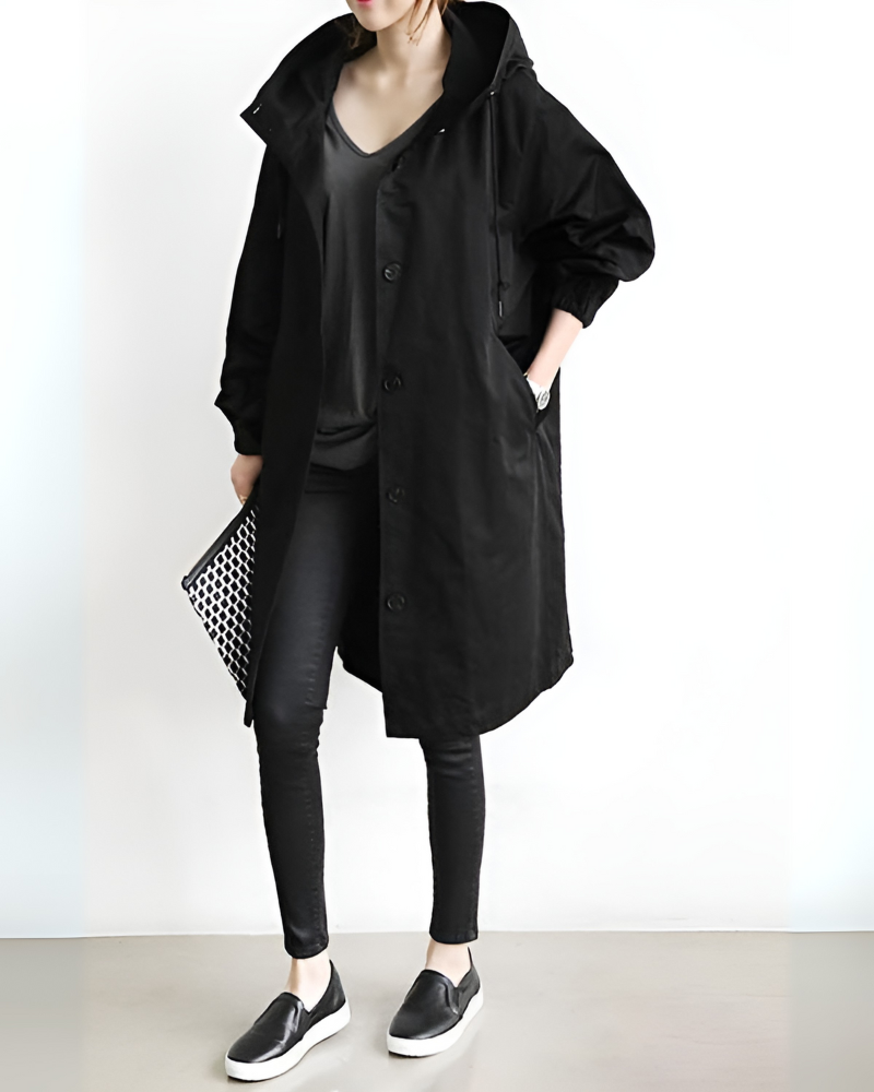 Dames klassieke trenchcoat met capuchon in beige, ideaal voor herfst en lente mode.