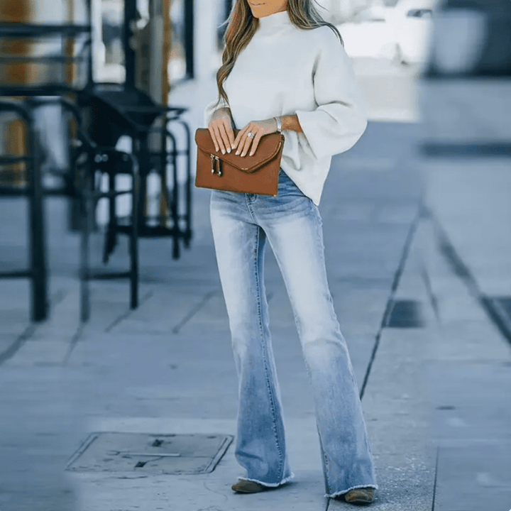 Hoymans lichtblauwe dames slim fit jeans met hoge taille. Trendy, comfortabele stretch skinny jeans voor een stijlvolle moderne look.