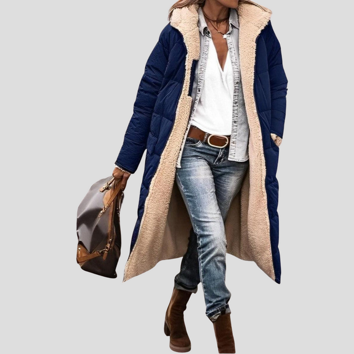 Stijlvolle dames omkeerbare winterjas, lange pasvorm, perfect voor diverse casual outfits.